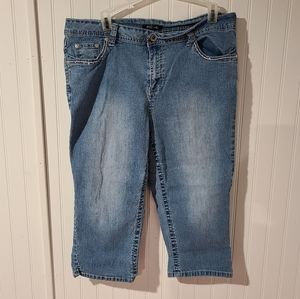 Roz & Ali Women's Jean Capri, Sz 16.